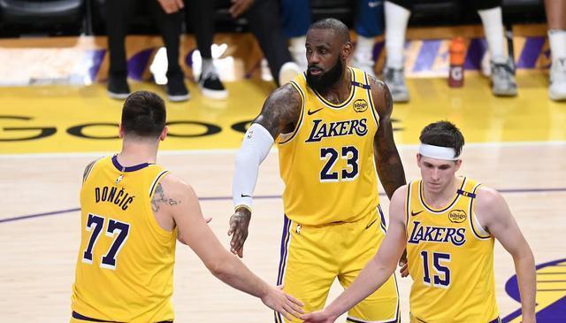 深挖体育育, div 深挖体育育, div