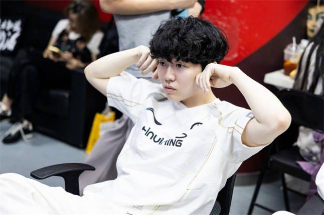 和TES这, 种子与T, 更是两种不