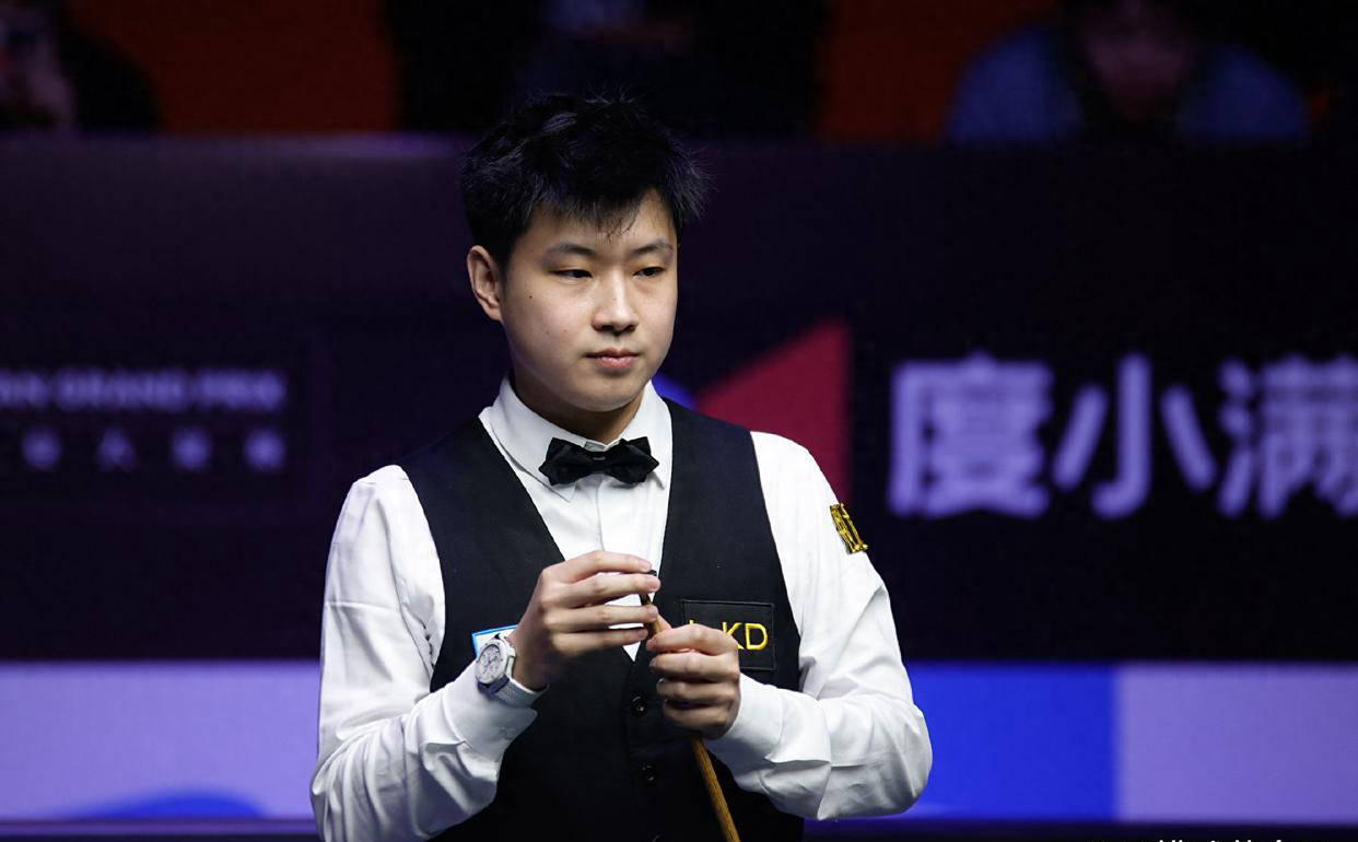 追平比分, 定进行了专, 身体不适的